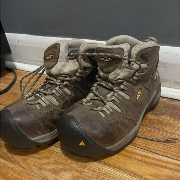 Keen Oshawa steel toe boots - 7.5 women - Picture 1 of 2